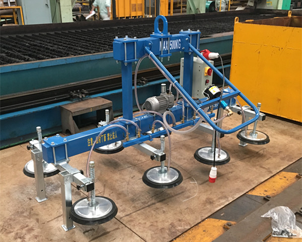  Plate suction crane